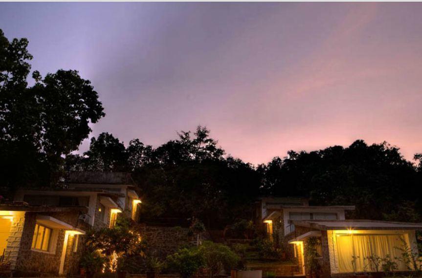 V Resorts Mahua Bagh Murud Nāndgaon Exterior foto