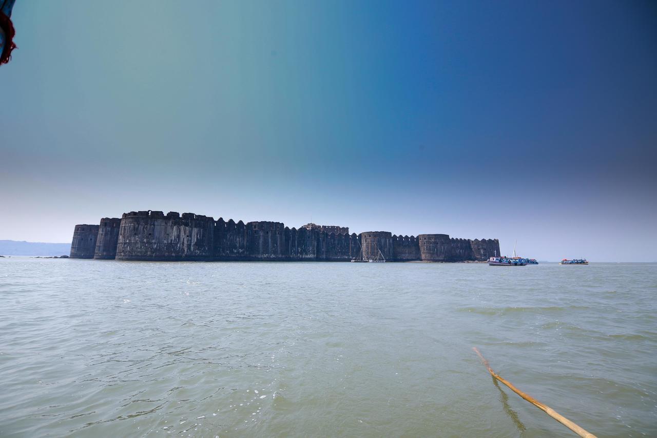 V Resorts Mahua Bagh Murud Nāndgaon Exterior foto