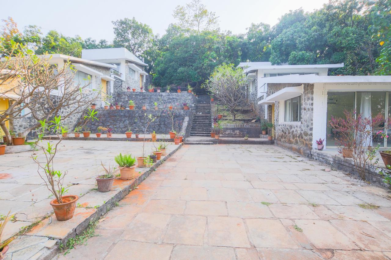 V Resorts Mahua Bagh Murud Nāndgaon Exterior foto
